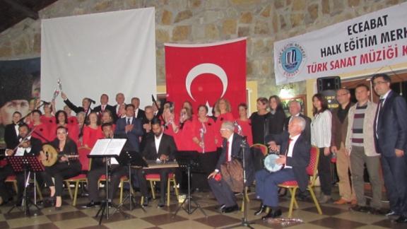 Türk Sanat Müziği Koromuz Muhteşem Bir Konser Verdi.