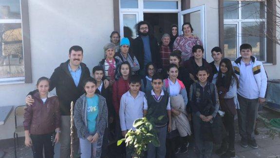 Sevgili öğrencilerimiz Engelsiz Akademi Projesi kapsamında faaliyet gösteren Seramik Atölyesini ziyaret ettiler (EKİP Eceabat)
